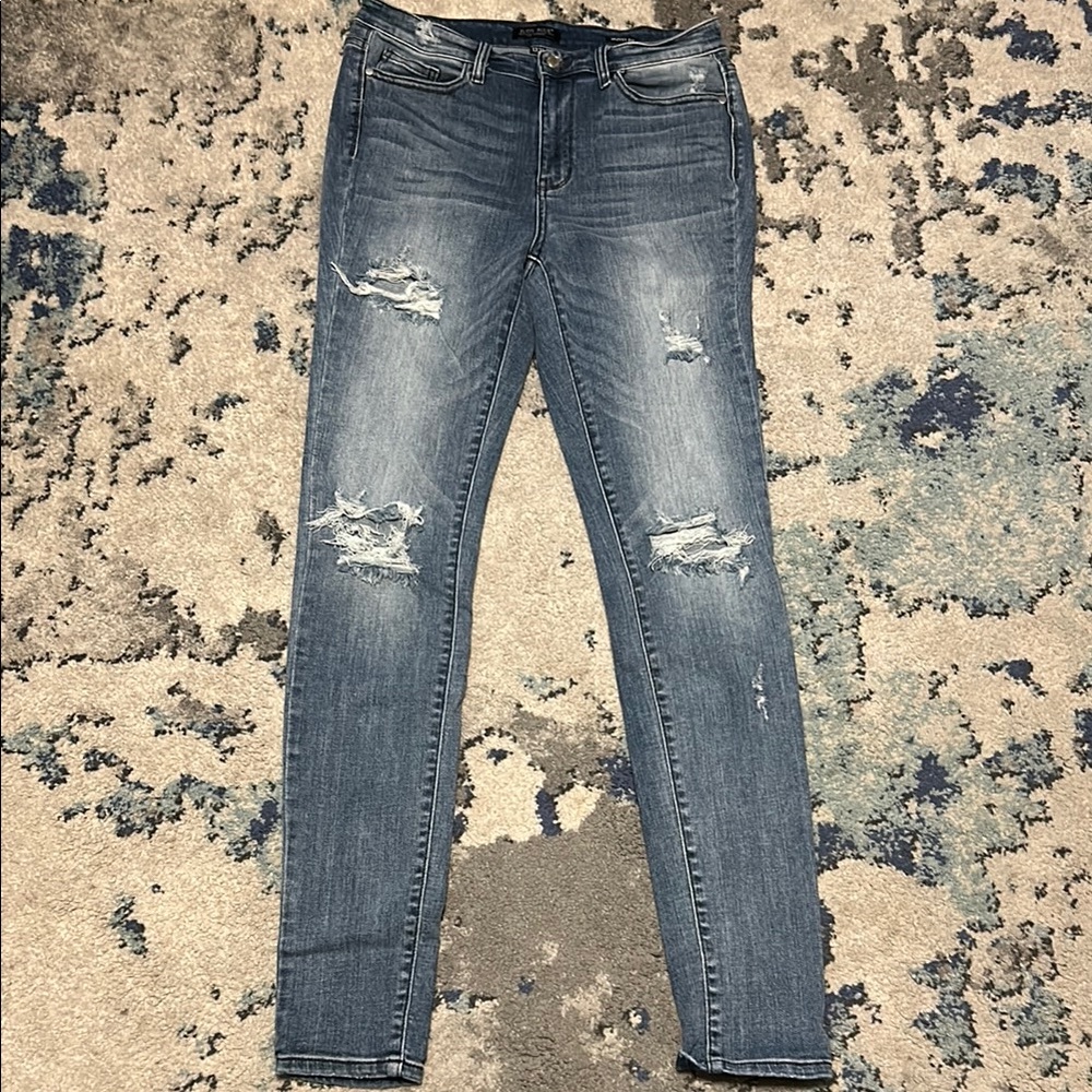 Women's Distressed Judy Blue Jeans Size 13/31